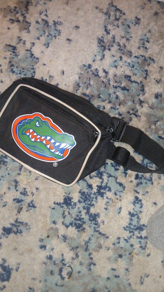 Ended
University of Florida Waist Pack Florida Gators Fanny Hip Pack