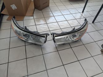 Toyota hilander per of headlight right en left 2014 2015 2016 2017
