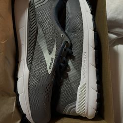 Brand New Brooks Running Shoe 