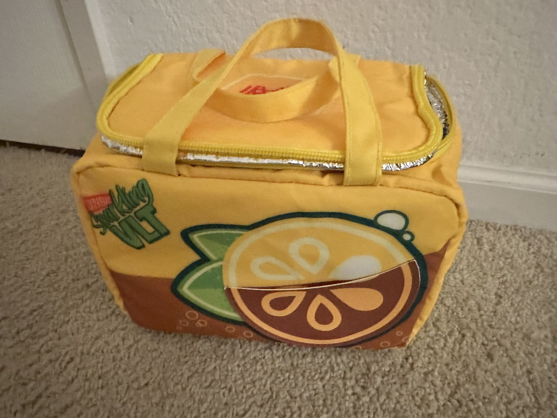 Lunch bag ➕ Beach Ball