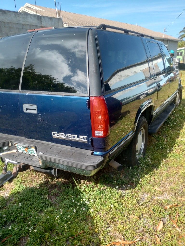1997 Chevy Suburban