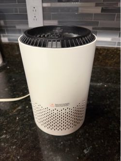 MOVING SALE - Portable Air purifier