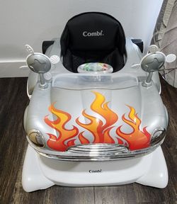 Combi All-In-One Mobile Entertainer Walker