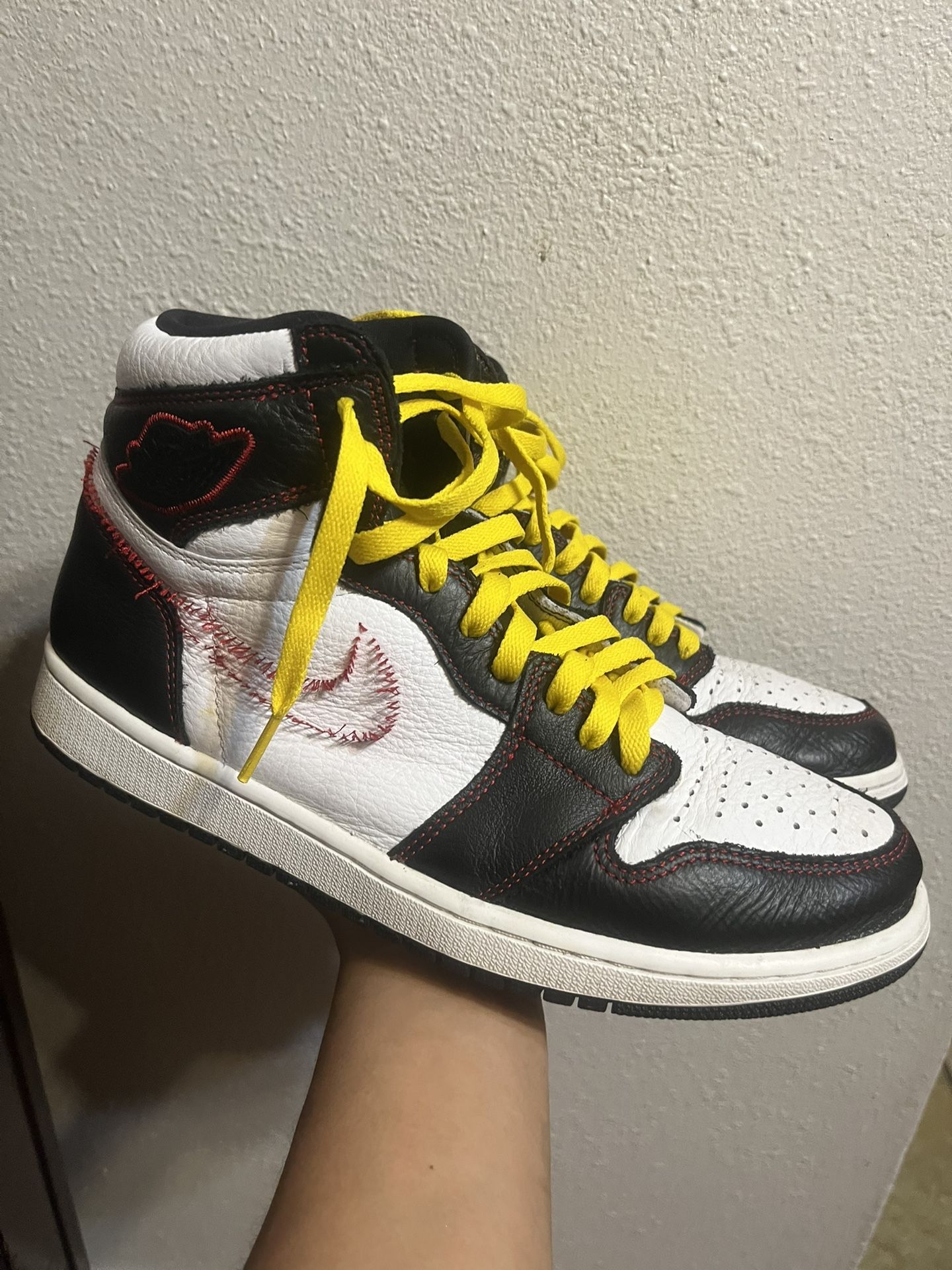 Jordan 1 High Oh Defiant Black And White Gym Red