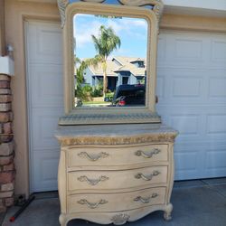 Henredon   Marble Top Bombay Chest