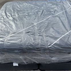 16” Beautyrest Rest Black King Mattress 