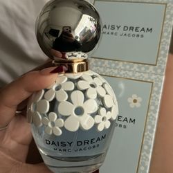 Daisy Dream Perfume 
