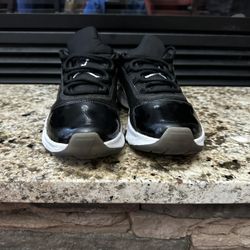Nike Jordan 11 Cmft Size 7.5