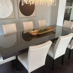 Z Gallerie extendable dining table