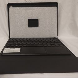 Wireless Bluetooth Keyboard (Great Condition)