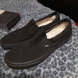 Like New Van's Size 12
