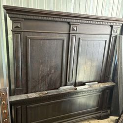 Full Bed Frame With Mirrors