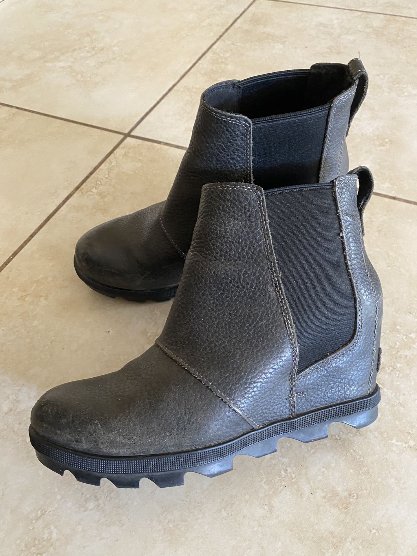 Sorel Joan Of Arctic Wedge II Ankle Boots Booties Women’s 8