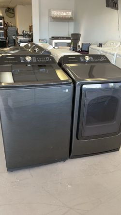 5.2 washer and  Gas dryer set
