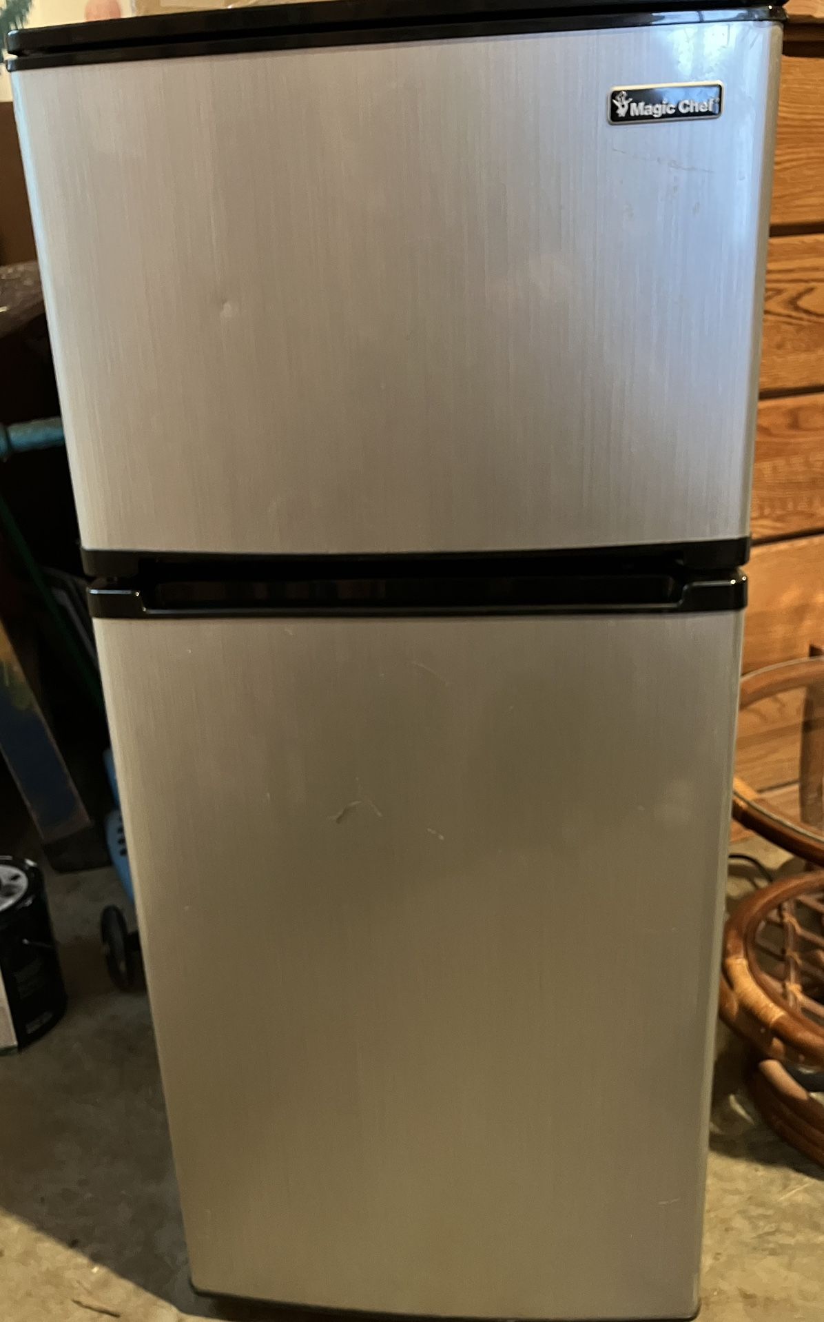 Magic Chef Mini Fridge 
