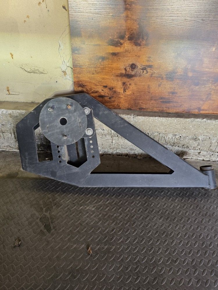 Tire Carrier