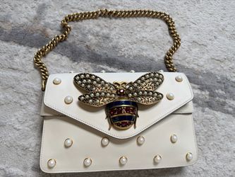 Gucci Broadway Pearl Bee Chain Bag