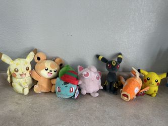 Pokemon Plushie Lot (READ DESCRIPTION)