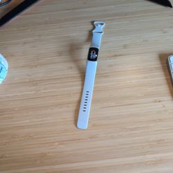 Fitbit Charge 6 