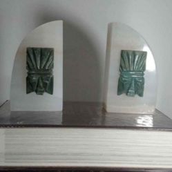 VINTAGE ONIX / MARBLE - JADE MEDALLION BOOKENDS 6"×3"