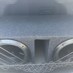 Rockford Fosgates Subs And Amp For Sale. 