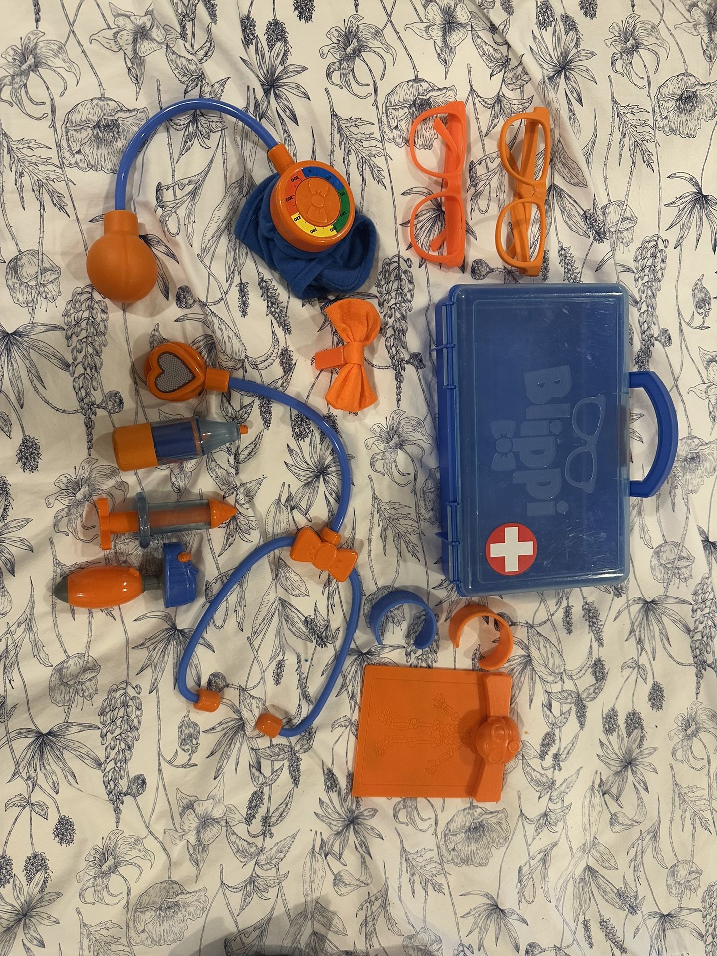Blippi doctor play kit