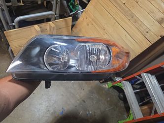 2007-2008 BMW 328I head lights