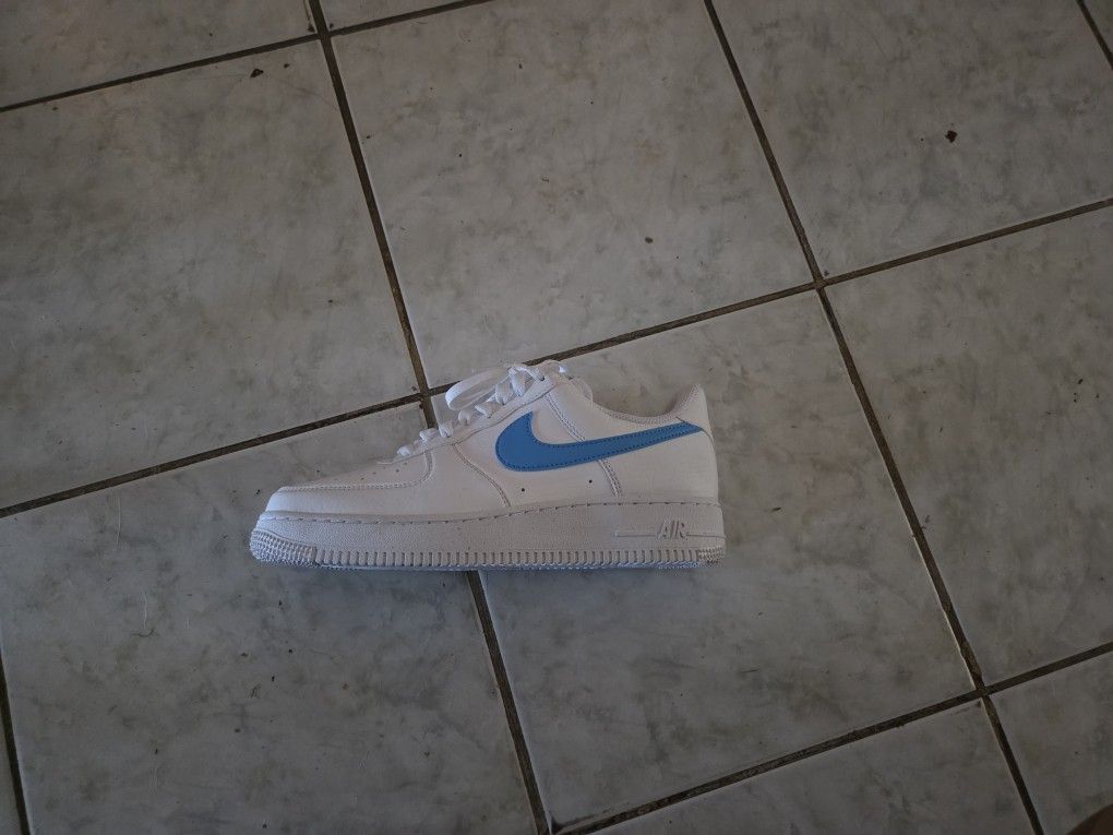 AF1