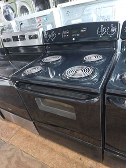 G/E coil stove everything works good 📌📍2️⃣month's warranty 📌