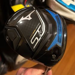 A Brand New Mizuno STX Senior 12 Degrees Driver. Golf Clubs 