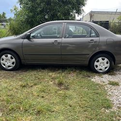 2004 Toyota Corolla 
