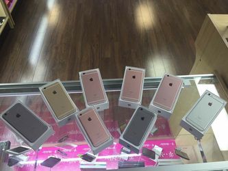 iPhone 6s Plus all the colors brand new unlock take it home today $40