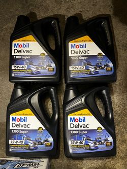 Lot of 4 Mobil Delvac 1300 Super Motor Oil 15W40 Synthetic Blend Heavy Duty Diesel 1 gallon 122492