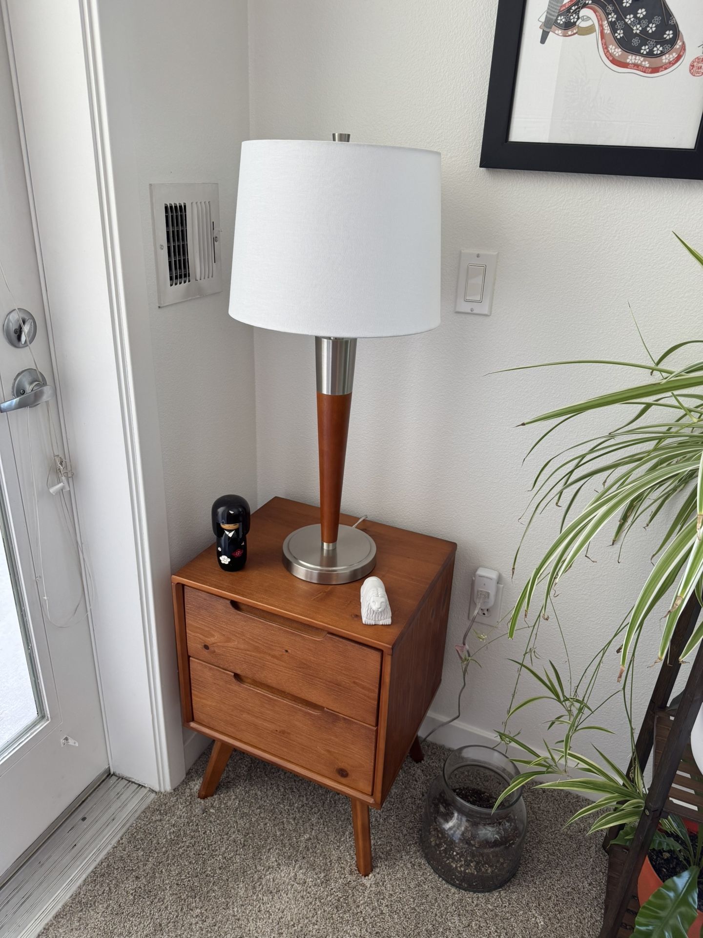 Side table And Lamp - Solid Wood