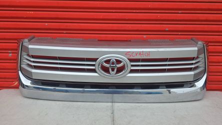 Toyota Tundra Front Bumper Grill 2015-2017