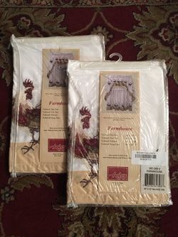 Brand new kitchen rooster curtains