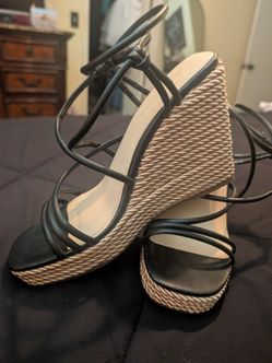 Women's size 10 Black Marc Fisher Wedges