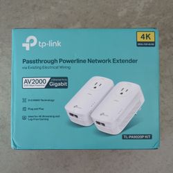 TP-Link AV2000 2-Port Gigabit Powerline Starter Kit