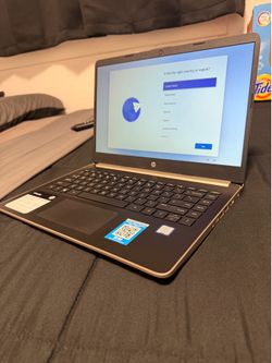 Windows 11 Hp computer with charger (more info in description