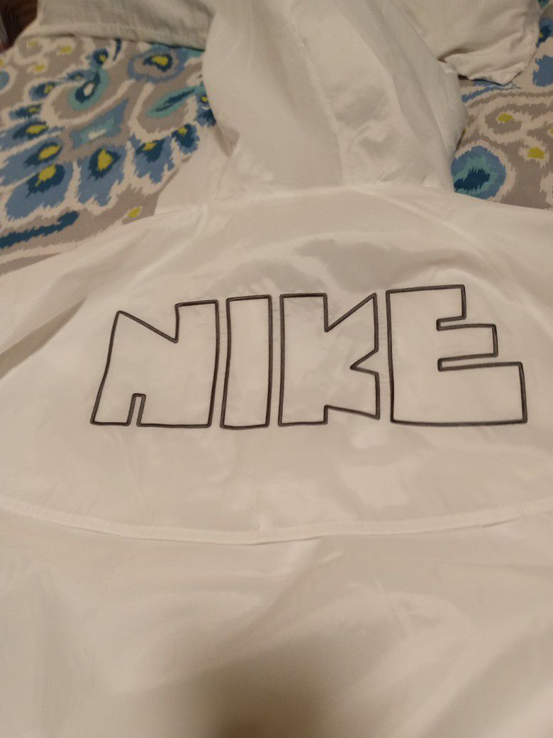 Nike The WindRunner Jacket White Mens Size Large 