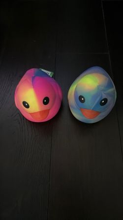 Tie Dye Squeeezy Duck Squishy Brand New $15
