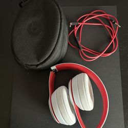 Beat Solo 3 | Case & Audio Jack