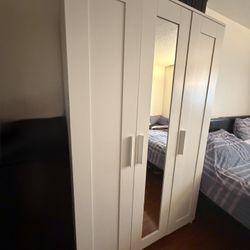White 3-Door Wardrobe Closet w/ Mirror – Great Condition 