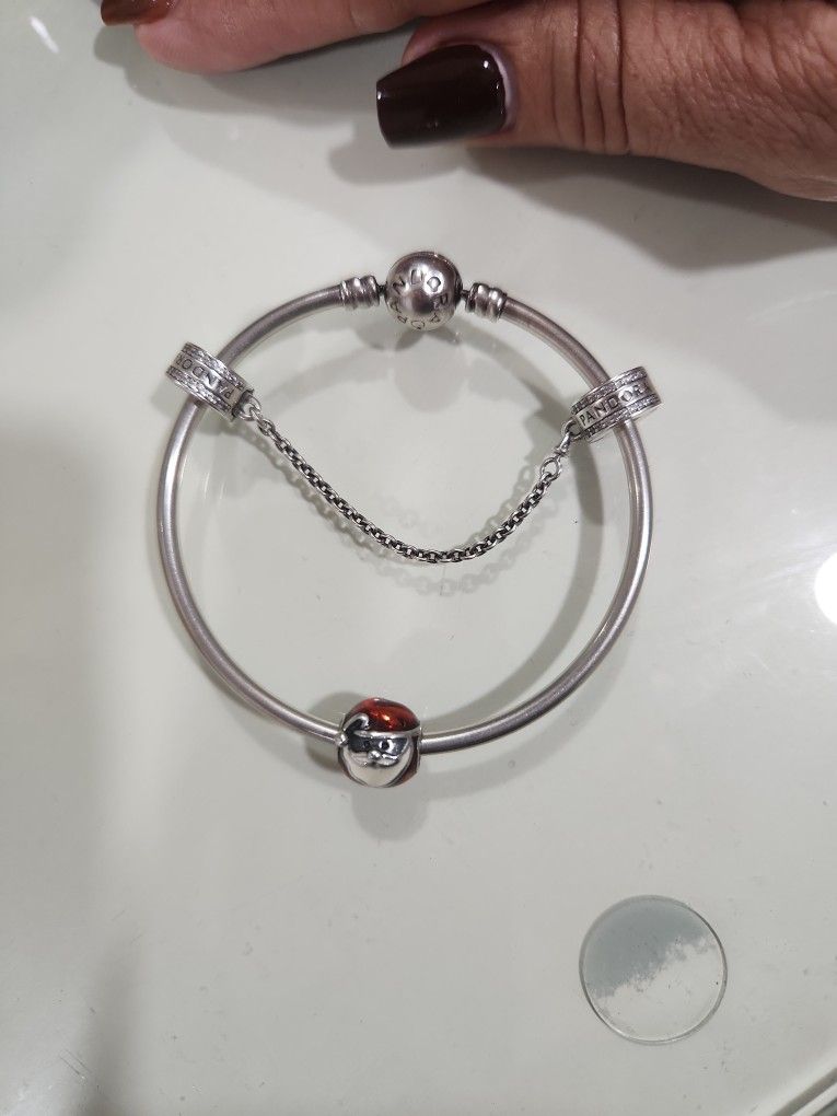 Pandora Bracelet 7in With Santa Charm