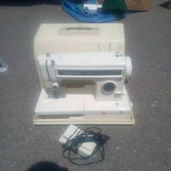 Heavy Duty Sewing Machine