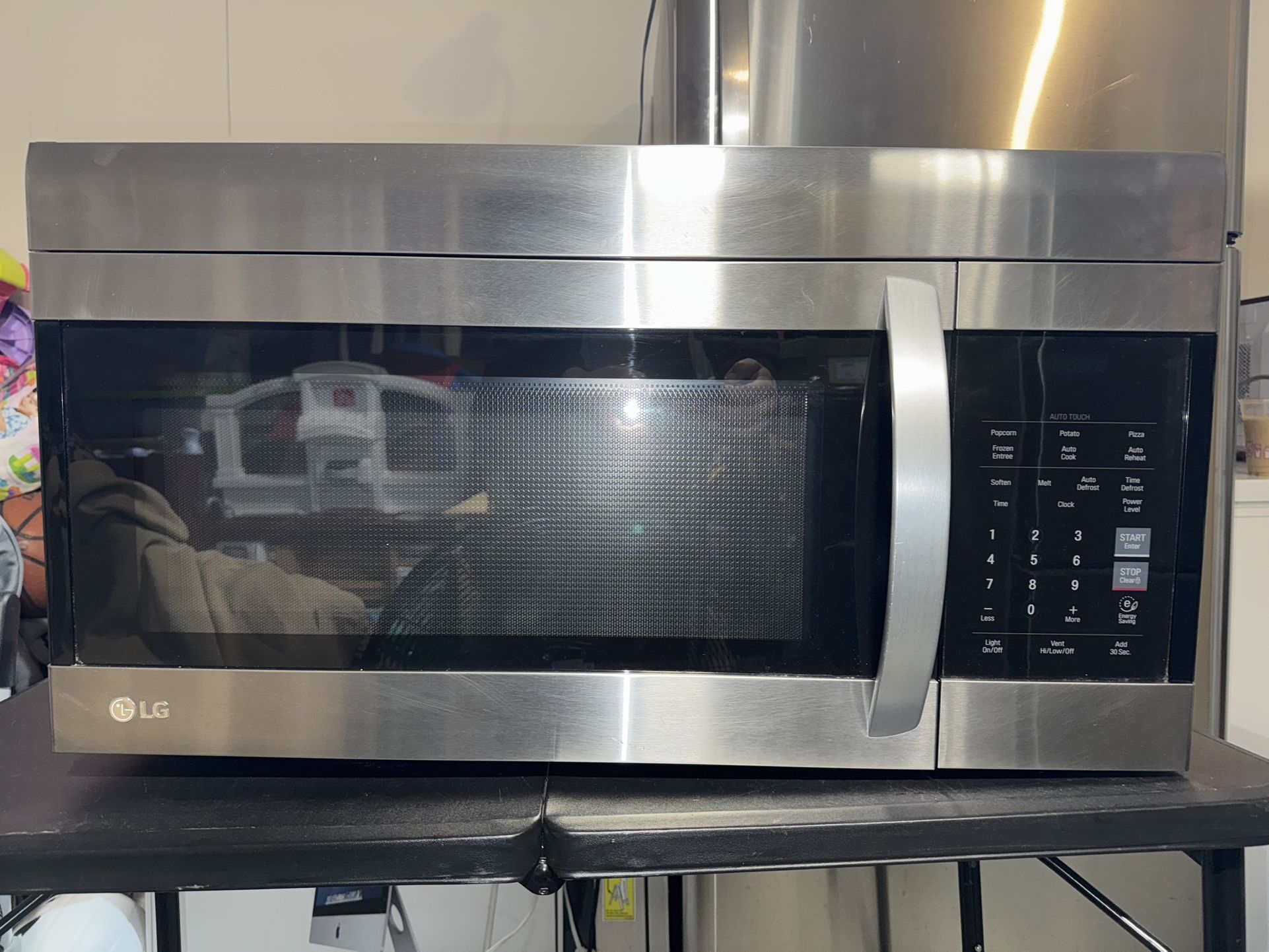 LG microwave