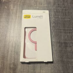 Selling iPhone 15 Pro Otterbox Lumen Series