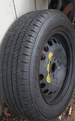 2008-2014 Land Rover LR2 Spare Tire 7x17 225 /65R17" OEM