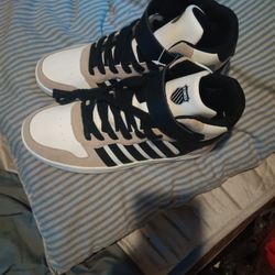 K Swiss Shoes 