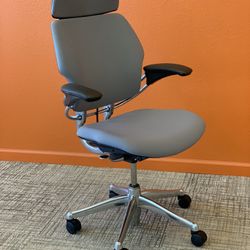 Humanscale Freedom Chair